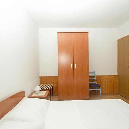 Apartments Dora Χβαρ Εξωτερικό φωτογραφία
