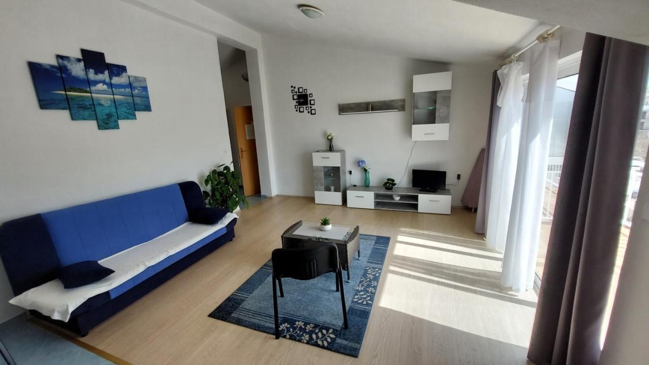 Apartments Dora Χβαρ Εξωτερικό φωτογραφία