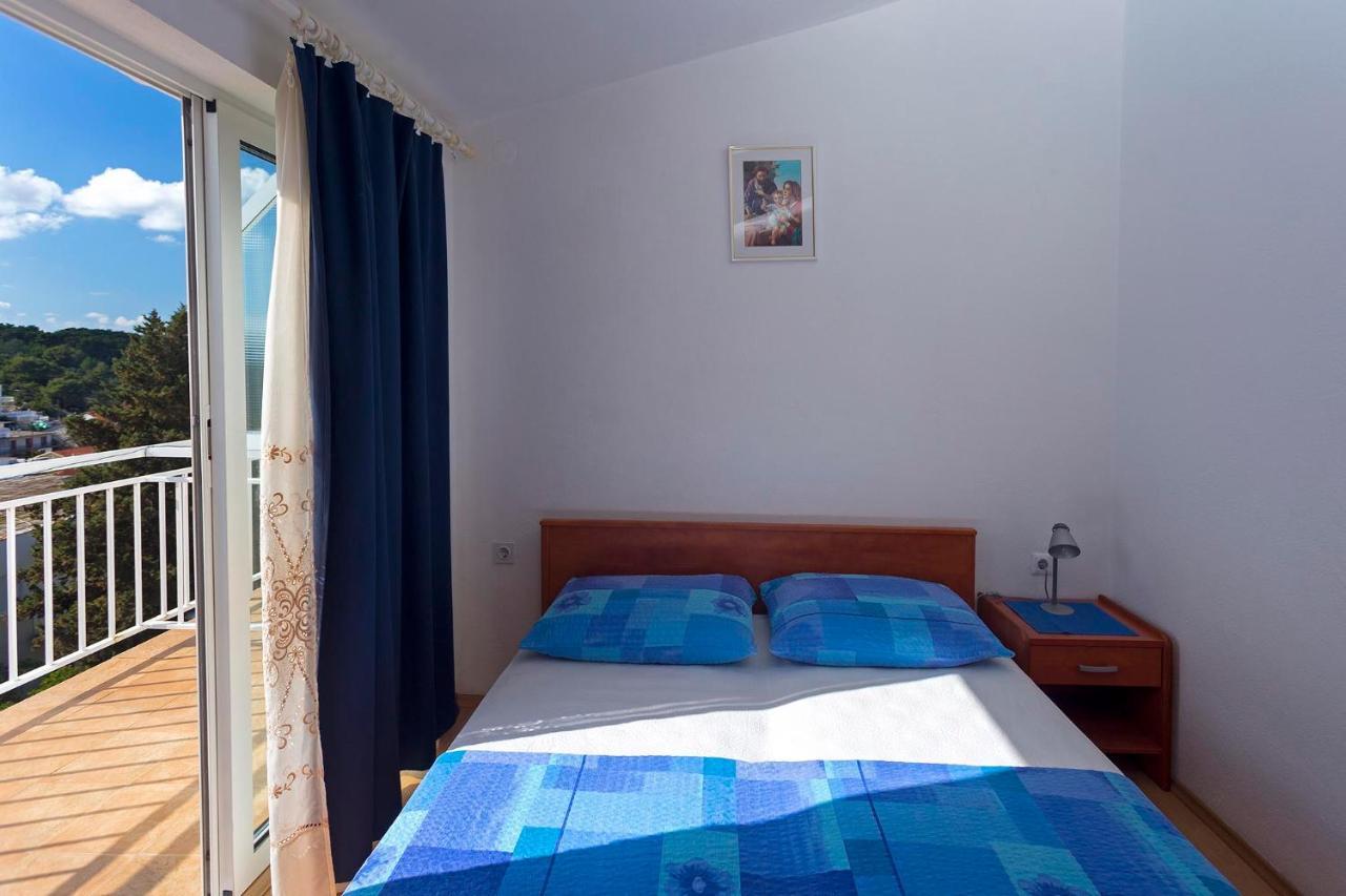 Apartments Dora Χβαρ Εξωτερικό φωτογραφία