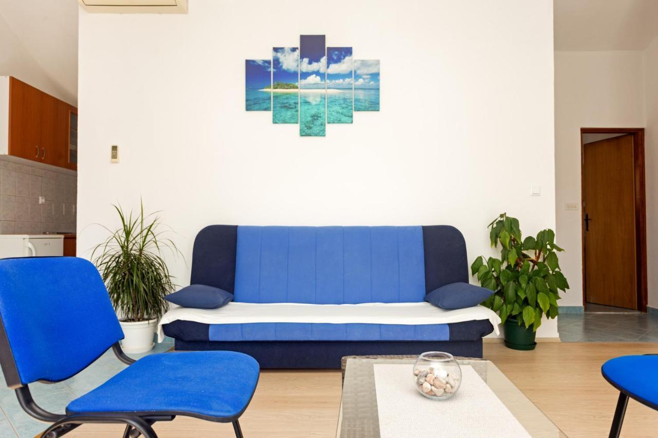 Apartments Dora Χβαρ Εξωτερικό φωτογραφία