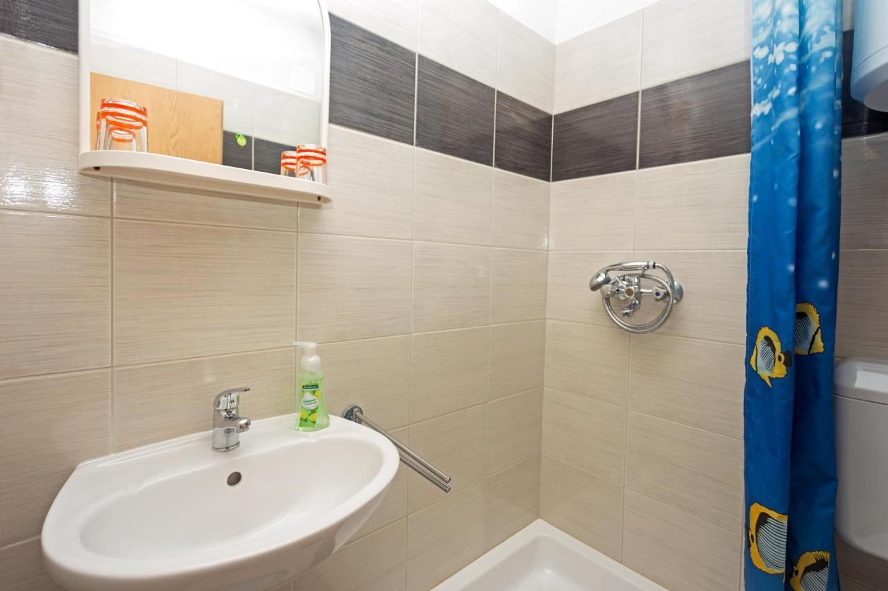 Apartments Dora Χβαρ Εξωτερικό φωτογραφία