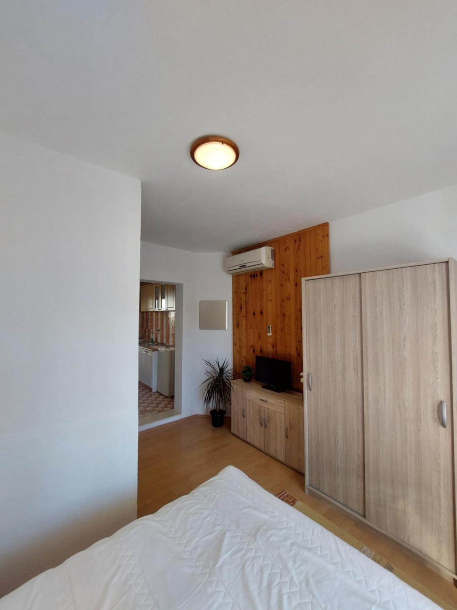 Apartments Dora Χβαρ Εξωτερικό φωτογραφία
