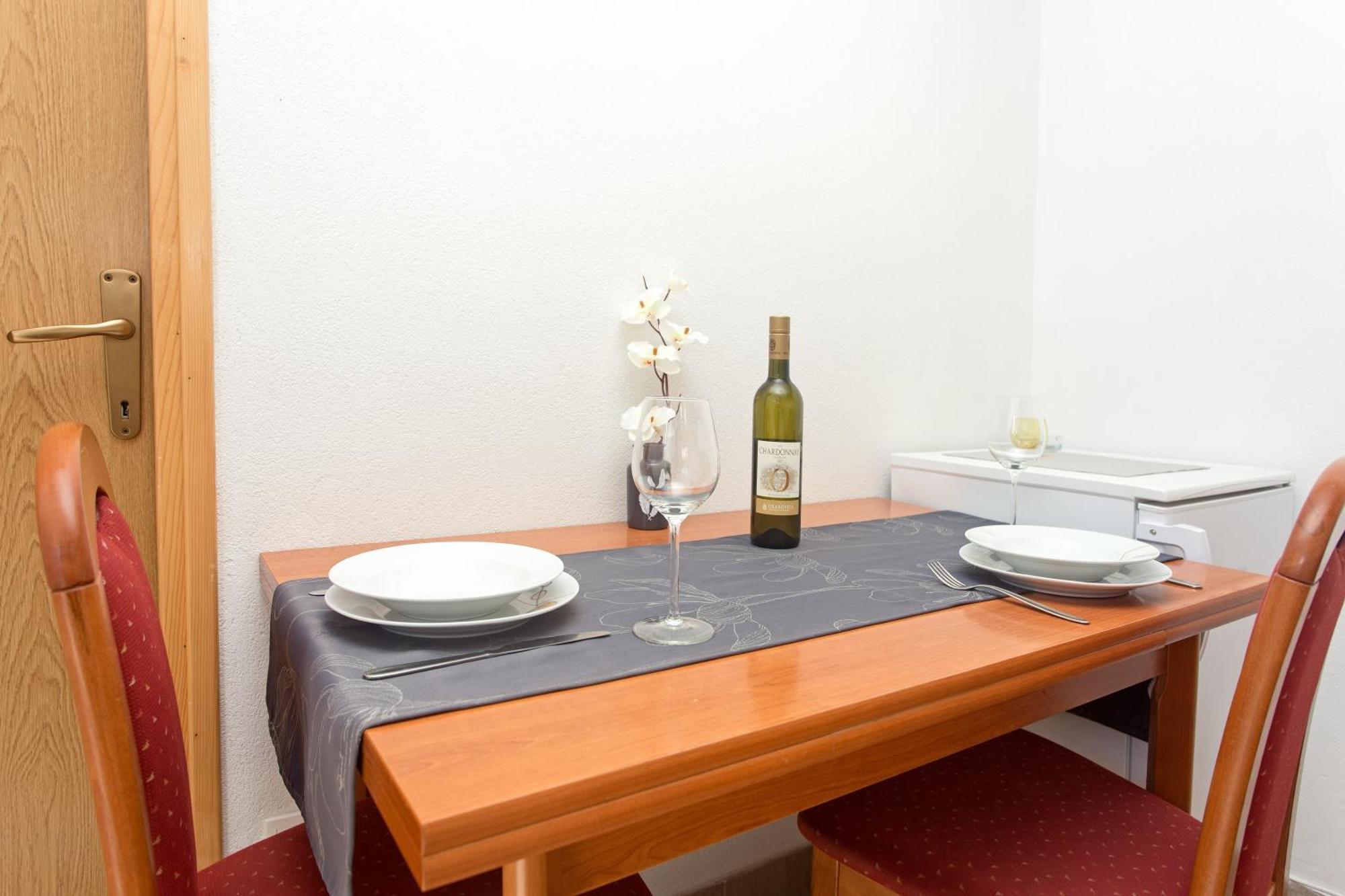 Apartments Dora Χβαρ Εξωτερικό φωτογραφία