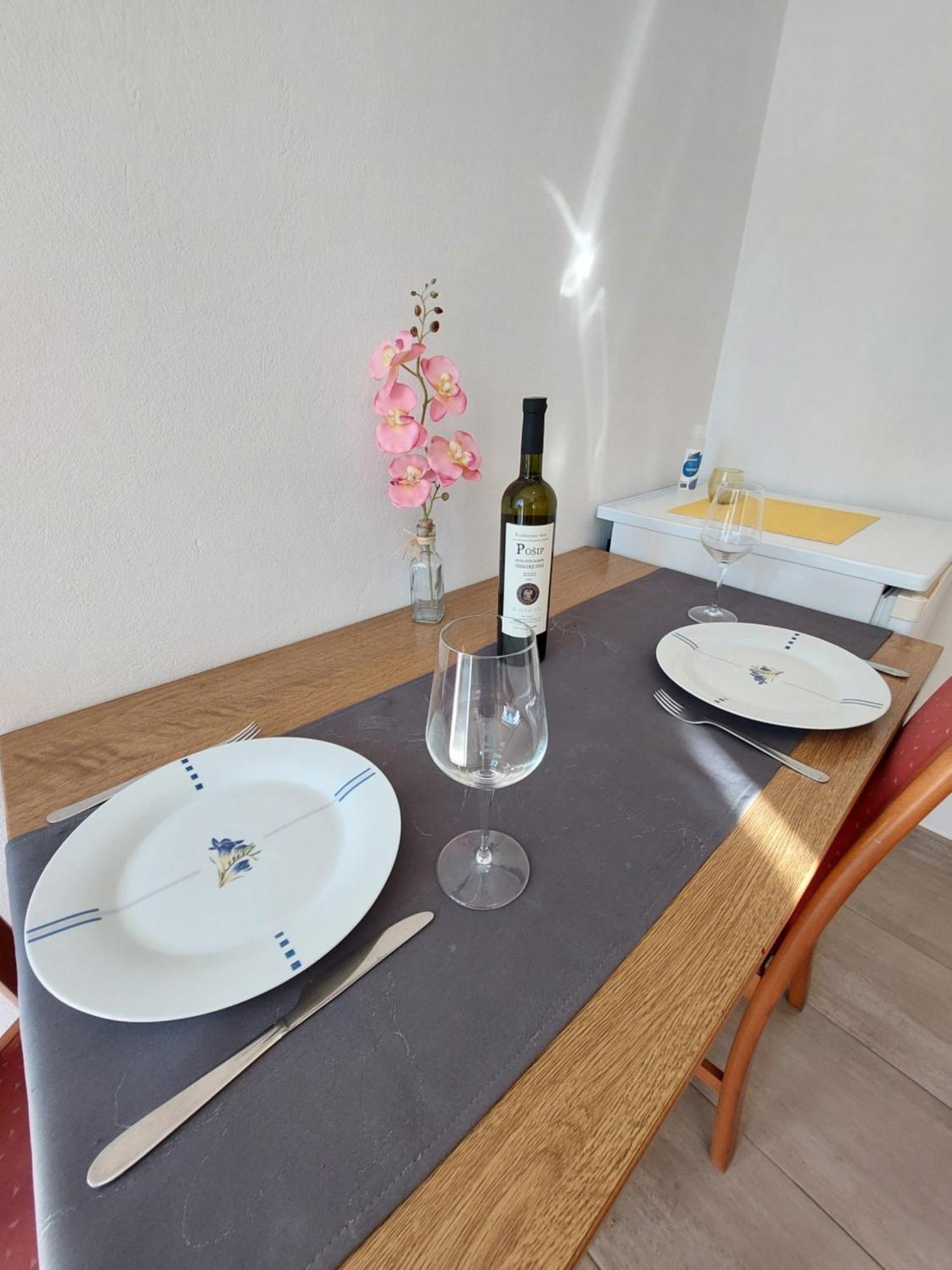 Apartments Dora Χβαρ Εξωτερικό φωτογραφία