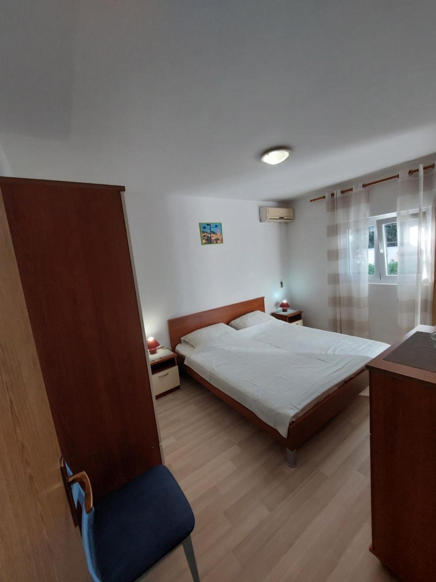 Apartments Dora Χβαρ Εξωτερικό φωτογραφία